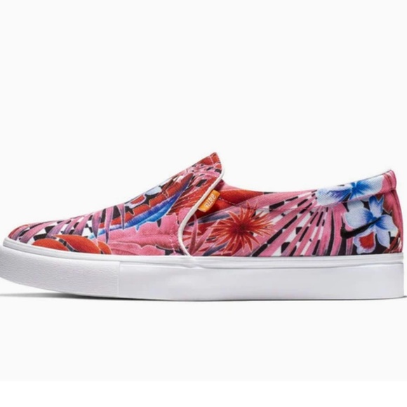 NIKE Women’s Court Royale AC Slip On “Laser Fuchsia” - Picture 2 of 14